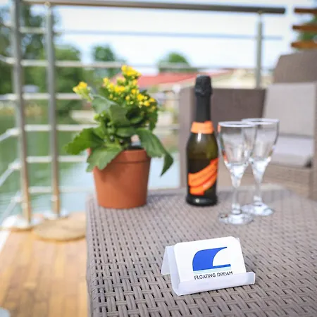 Floating Dream Apartment Fiano  Exterior photo