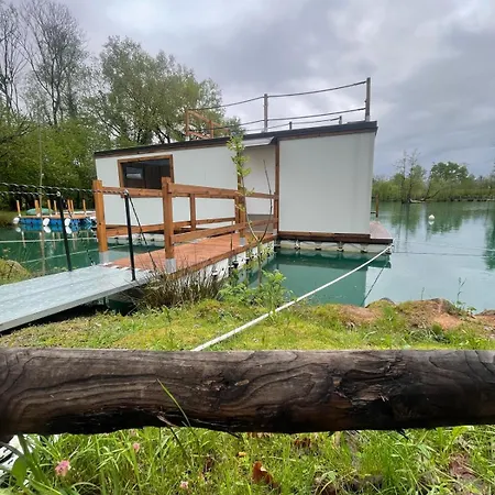 Floating Dream Apartment Fiano  Exterior photo