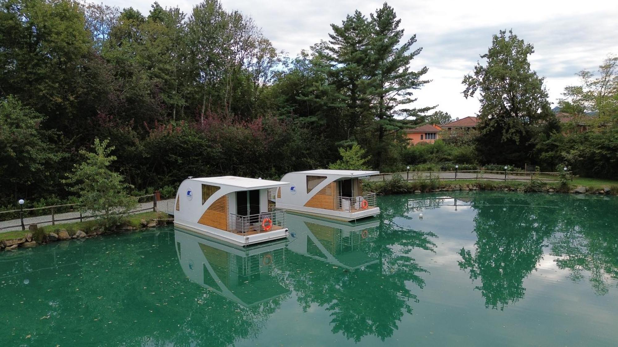 Floating Dream Apartment