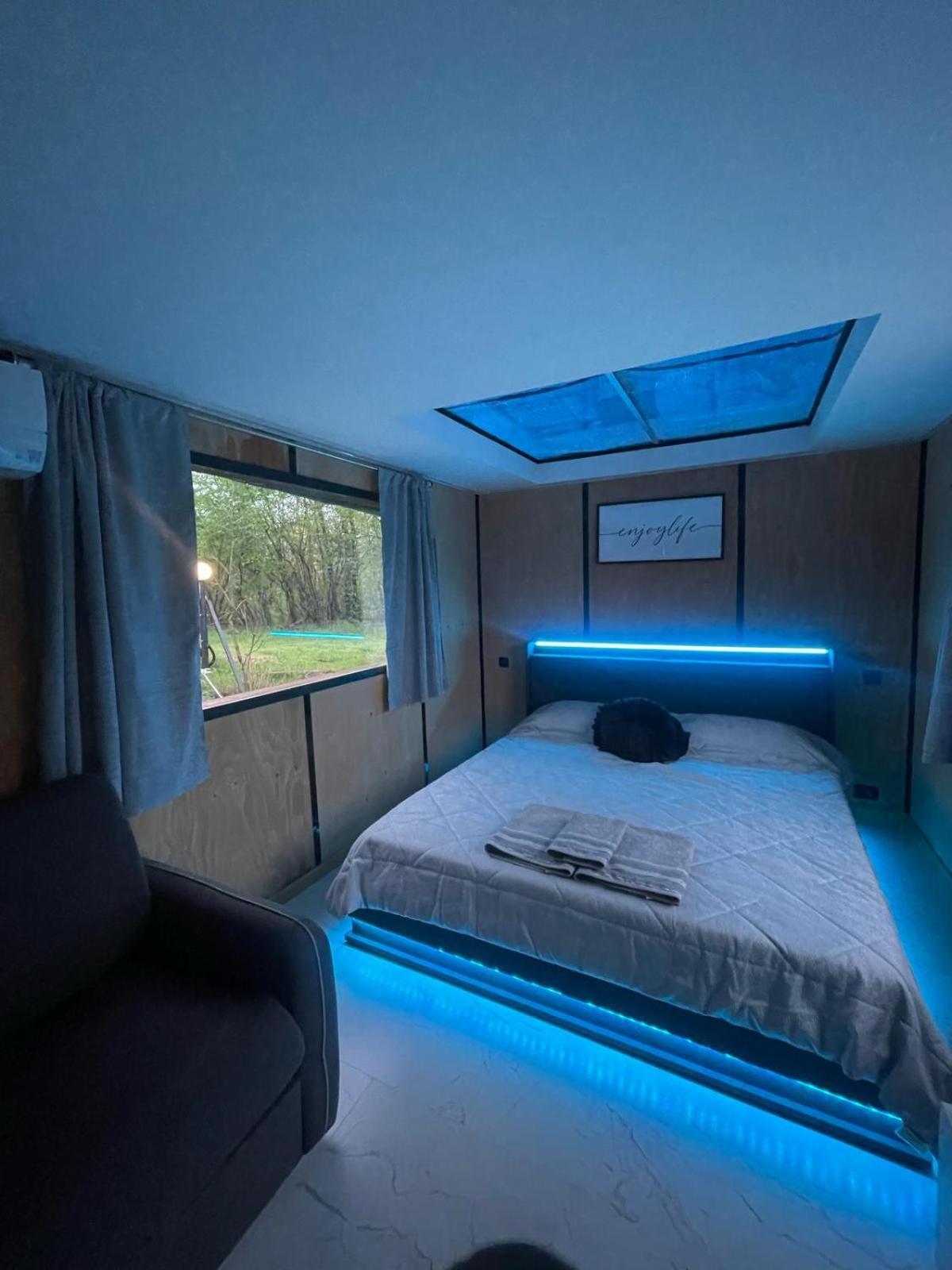 Apartment Floating Dream